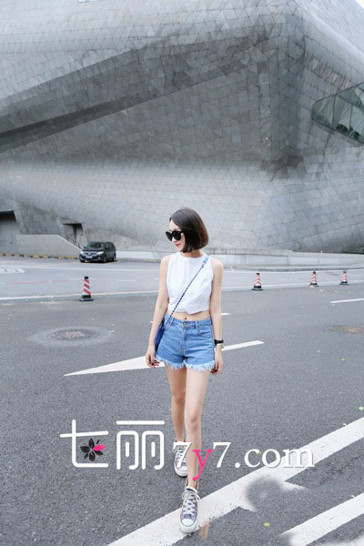 夏日凉爽风 <em>无袖</em>T恤<em>上衣</em>搭配<em>短裤</em>or短裙 (3) - 七
