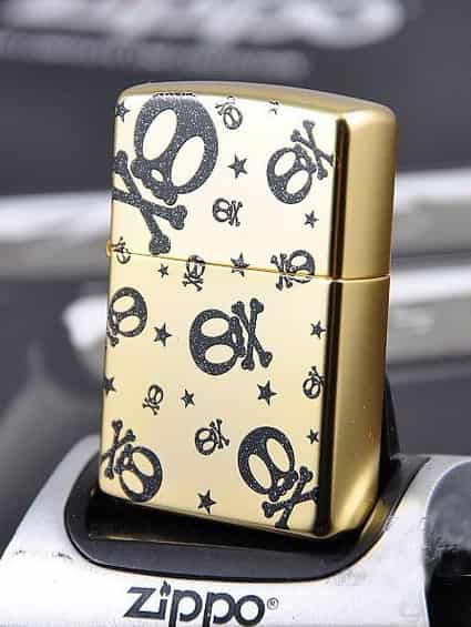 圣诞节送男朋友什么礼物好 zippo打火机玩法多