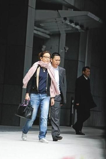 赵薇9个月女儿近期真实照片首曝光