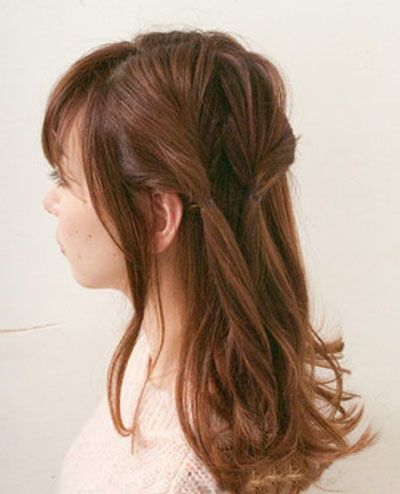 简单侧边<em>扎发步骤</em>教程 圣诞约会<em>蓬松</em>慵懒系发