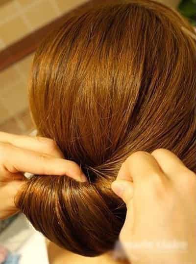 韩式<em>盘发发型扎法</em> 简单步骤打造优雅名媛发型