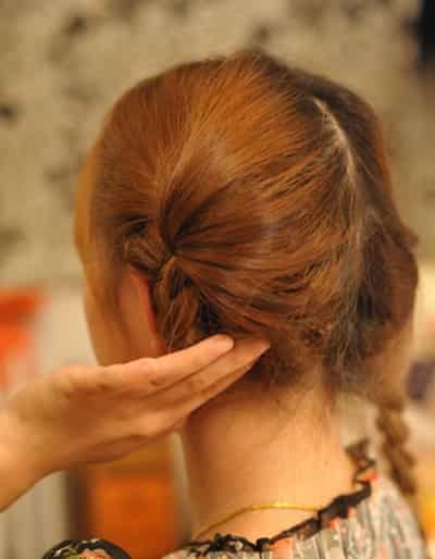 夏季韩式超简单直发长发减龄盘发步骤图解 (1