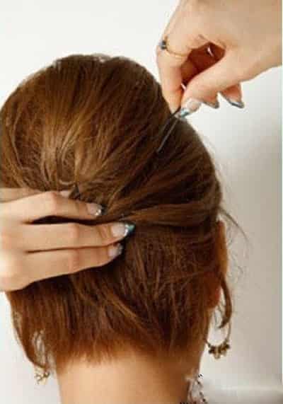 <em>小p老师</em>百变<em>发型</em> 教你怎么编韩式短发 (3) - 七