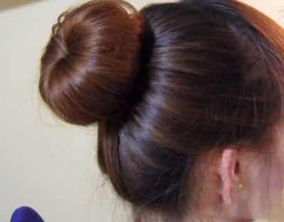 <em>怎样</em>扎韩式丸子头 分享<em>简单</em>的丸子头<em>扎发</em>图解