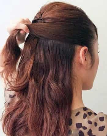 披肩发<em>怎么扎头发</em>才唯美 超简单披肩发编发教