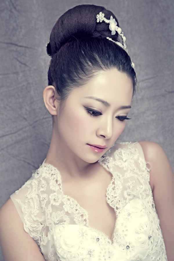 <em>唯美韩式</em>新娘妆<em>图片</em> 妆出典雅气质新娘 (第4页