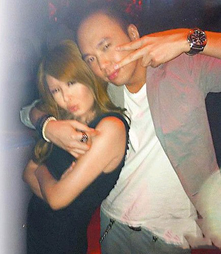 <em>李宗瑞</em>承认强奸<em>继母</em>与60女艺人<em>照片</em>与视频 愿