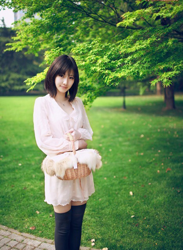 <em>校园清纯</em>可爱<em>美女生活照</em> 如氧气般的存在 (第6