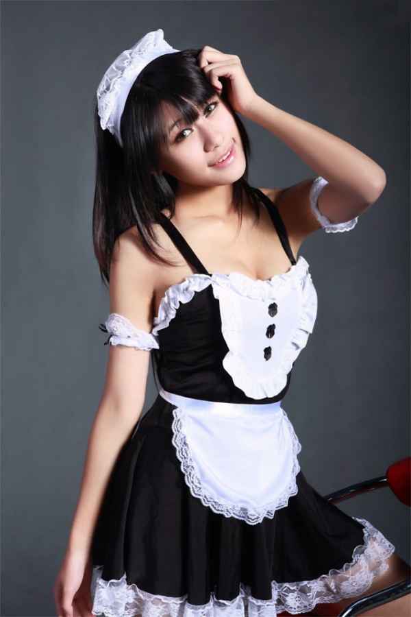 <em>00后</em>美女性感女仆装图片 美胸<em>嫩妹</em>让人不能淡
