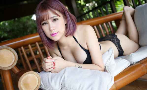 性感模特美女Fiona<em>伊雨蔓</em>写真 傲人身材白皙诱