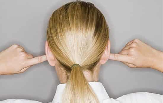 耳朵疼痛引起的原因_耳朵疼_耳朵里面疼的原