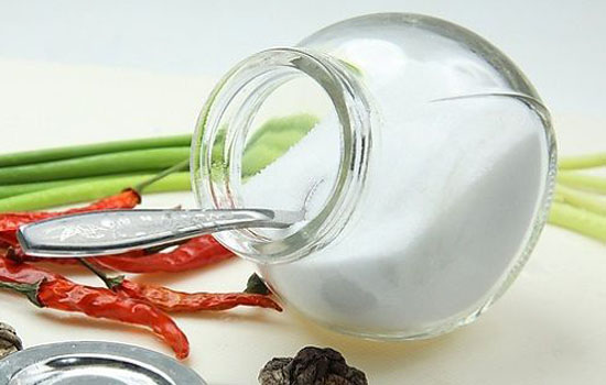 盐吃多了有什么坏处,盐吃多了有什么危害,吃盐