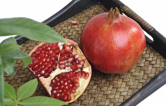 女人吃石榴有什么好处,女人吃石榴好吗,女人吃