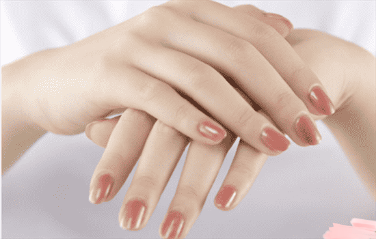 手上起小水泡是什么原因导致的 586b1bfb9ec4a_550_0_water.png