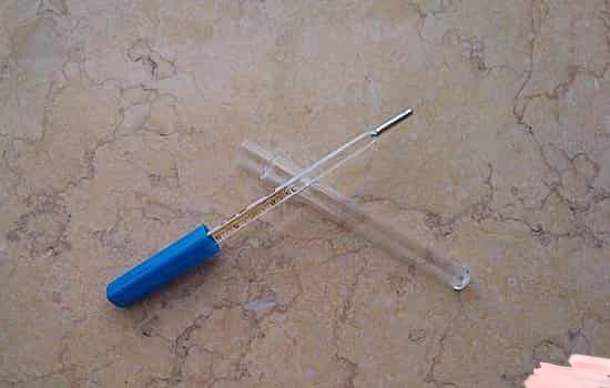 体温计温度甩不下来 怎么办,体温计水银甩不下