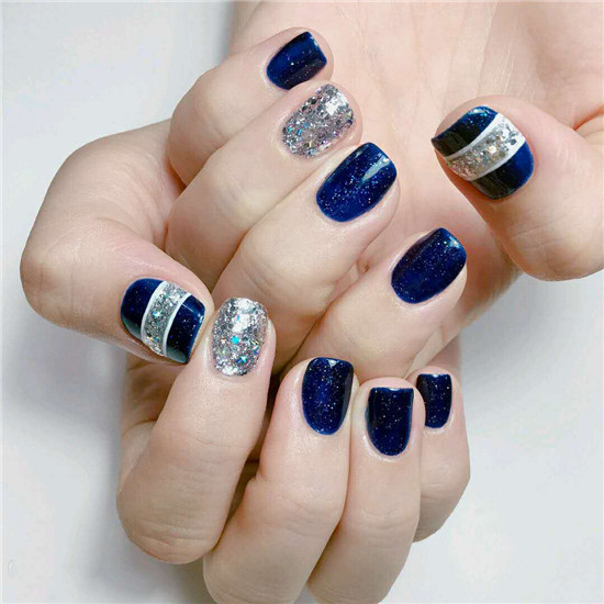 宝蓝色美甲图片 不管什么风格都有【宝蓝色美