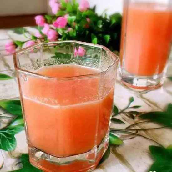 减肥美白果汁的做法 桂花梨汁渍小西红柿果汁