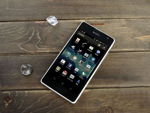 女性大爱桃花粉色新款索尼lt29i智能手机评测