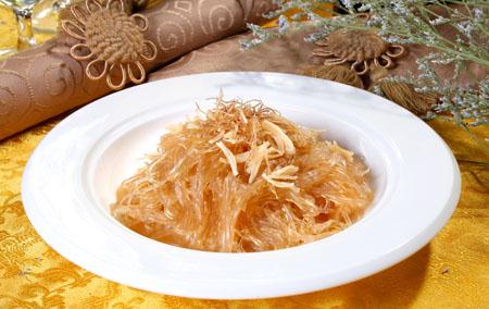 央视曝光人造明胶致癌鱼翅