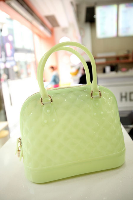 淘宝2013新款果冻包 q感十足百搭又抢眼