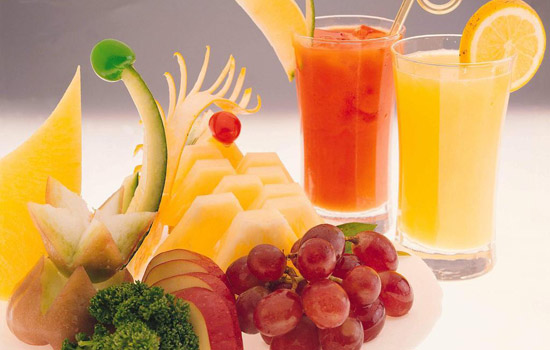 喝果汁会发胖吗减肥喝果汁好还是吃水果好