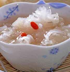 银耳怎么做好吃又简单做法 5873484b6f048_275_275.jpg