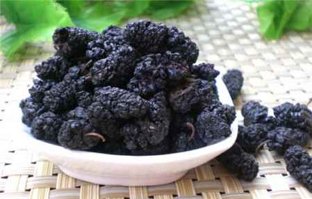 吃什么东西能补血最快最有效 589c376e094d7_450_0.jpg