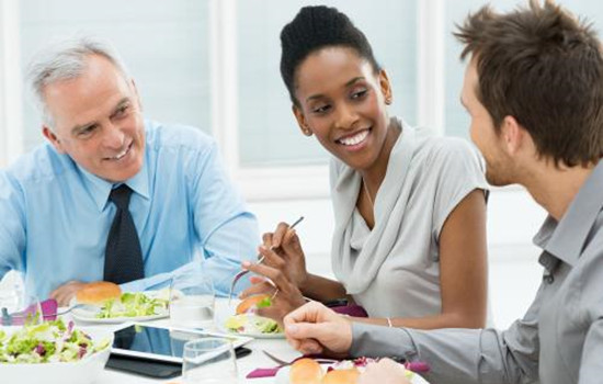 实木家具销售技巧和话术 如何取得买家信任最