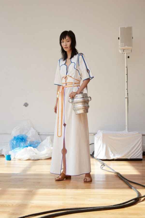 Rosie Assoulin 的多彩宝石浮雕之舞-第17张图片-创载好文