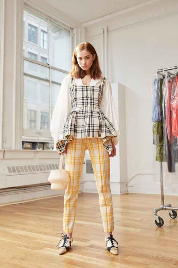 Rosie Assoulin 的多彩宝石浮雕之舞-第20张图片-创载好文