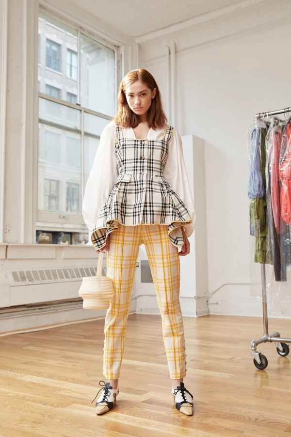 Rosie Assoulin 的多彩宝石浮雕之舞-第1张图片-创载好文