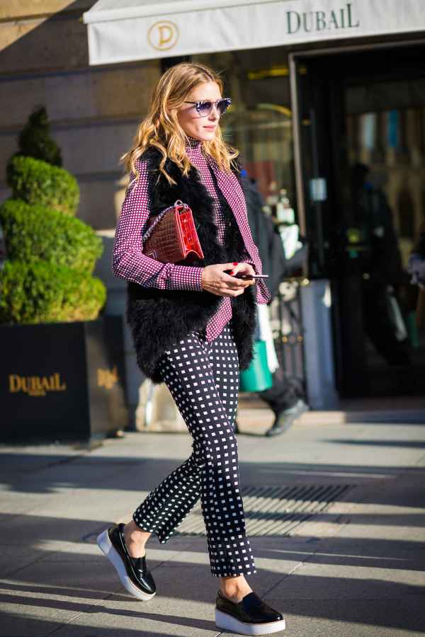 皮草马甲怎么搭配好看又时尚 59f151d6752ec_600_0.jpg