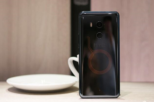 htc u11 plus价格4999元 将于双十一上市