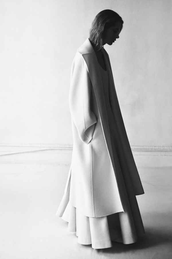 The Row 以黑白形象摄影 为设计细节进行描边-第1张图片-创载好文