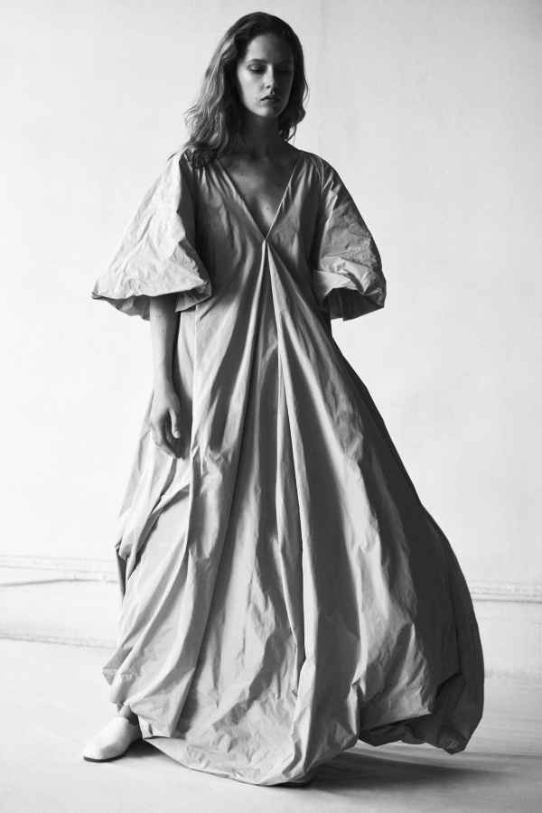 The Row 以黑白形象摄影 为设计细节进行描边-第4张图片-创载好文