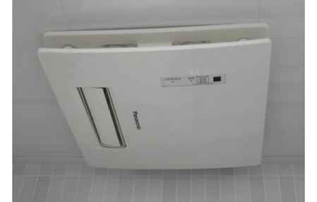 浴室暖风机安装 浴室暖风机安装