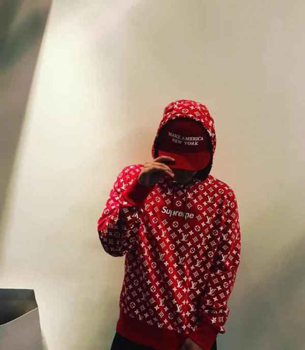 supreme品牌街头服饰的代名词