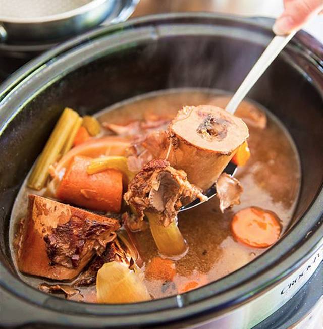 炖肉冷水下锅还是热水 其实许多人的做法都弄错了