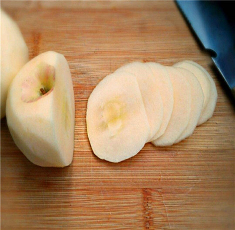 香脆苹果片的做法 苹果这么好吃的做法你要知
