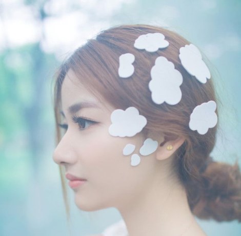 星空妆容怎么画 泫雅的星空妆