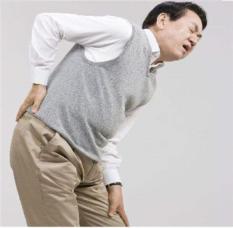 治疗腰痛的最好方法 腰痛只需按这2个穴位缓解