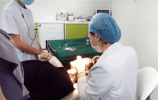 如何减少打针疼痛 5a605fa7503c4_600_0.png