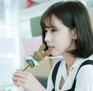短发烫发有哪些 烫卷的短发更是时髦