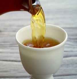 喝多酒胃难受吃什么菜 5a66d80b03635_275_275.jpg