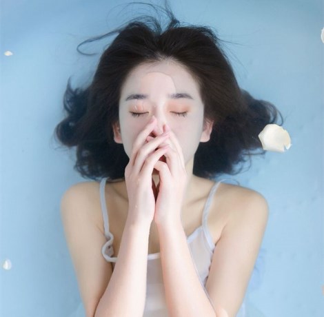 双子座脾气怎么样 双子座，你哄我一下会死啊！