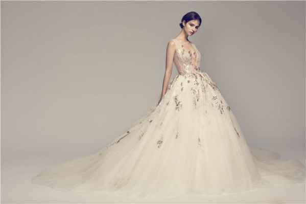 NICOLENICOLE + FELICIA2018春夏婚纱系列 经典与创新的绝美嫁衣-第1张图片-创载好文