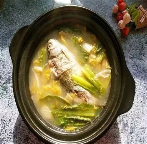 酸菜的家常做法 酸菜这样做好吃极了
