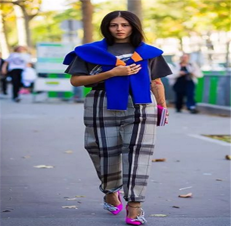 2018流行衣服款式女学生