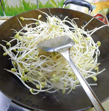 炒豆芽为什么要放醋 放醋时间宜早不宜迟
