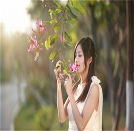 做什么梦预示桃花运 三种梦境预示有桃花劫